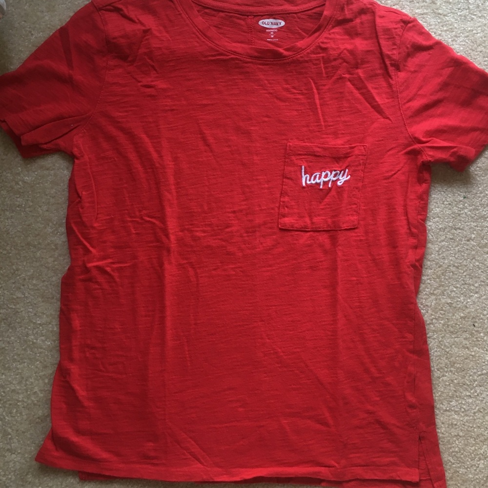 😁Old Navy “Happy” t-shirt: